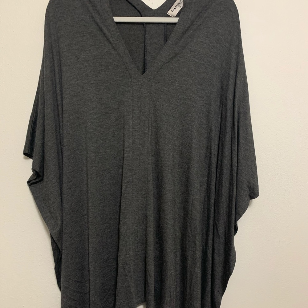 Oversized gray top ❤️ - Picture 2 of 4